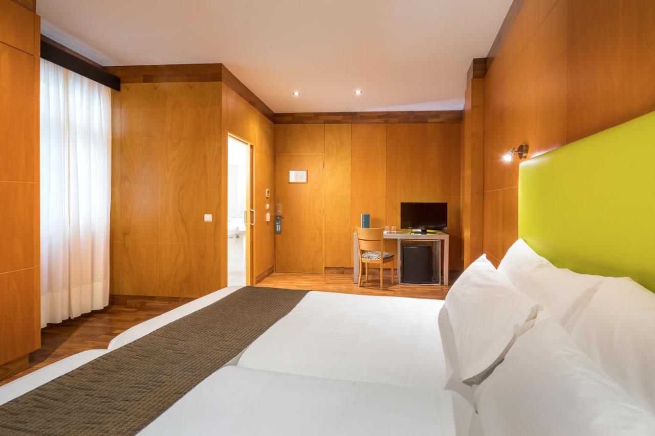 Occidental Santa Cruz Contemporaneo Hotel Exterior photo