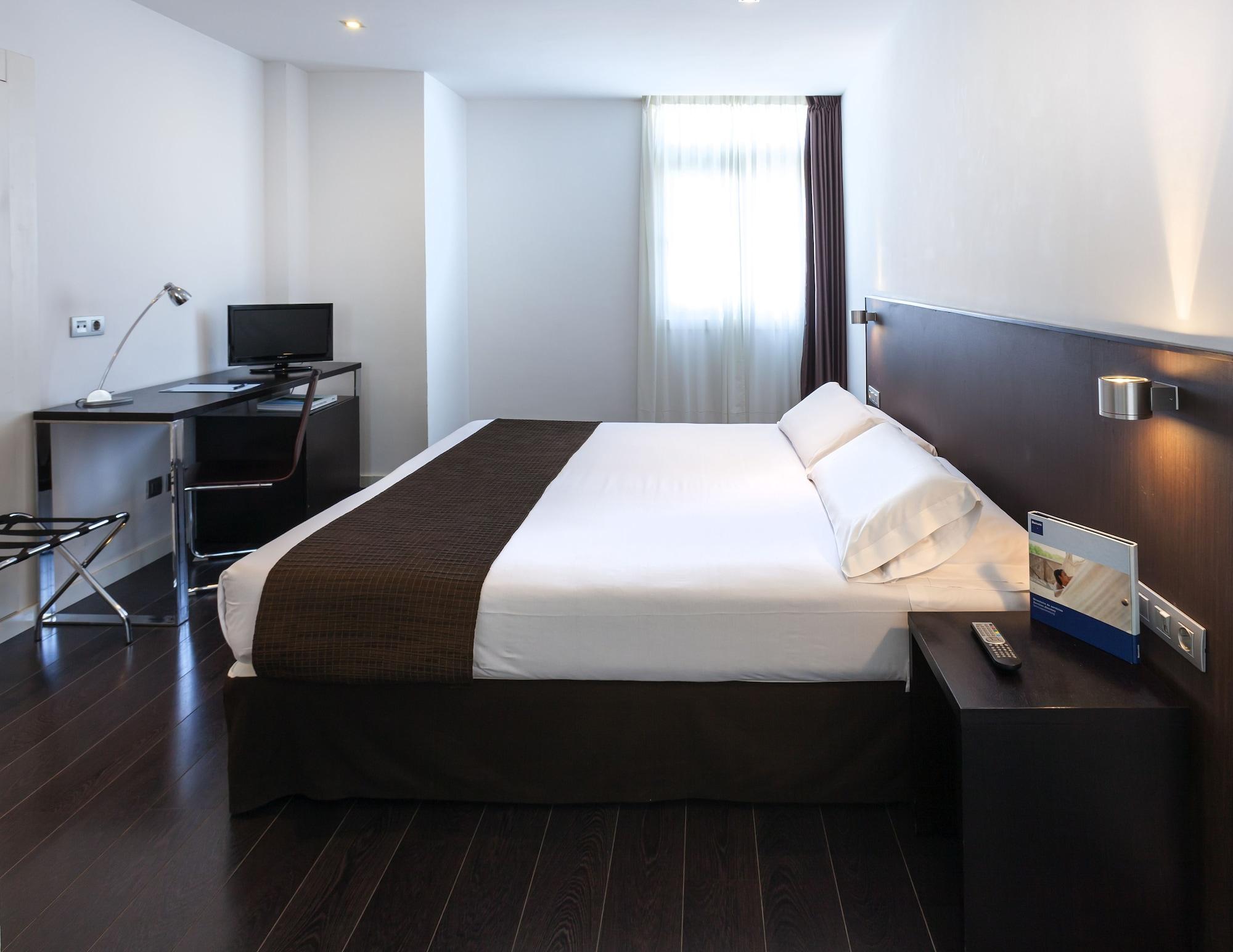 Occidental Santa Cruz Contemporaneo Hotel Exterior photo