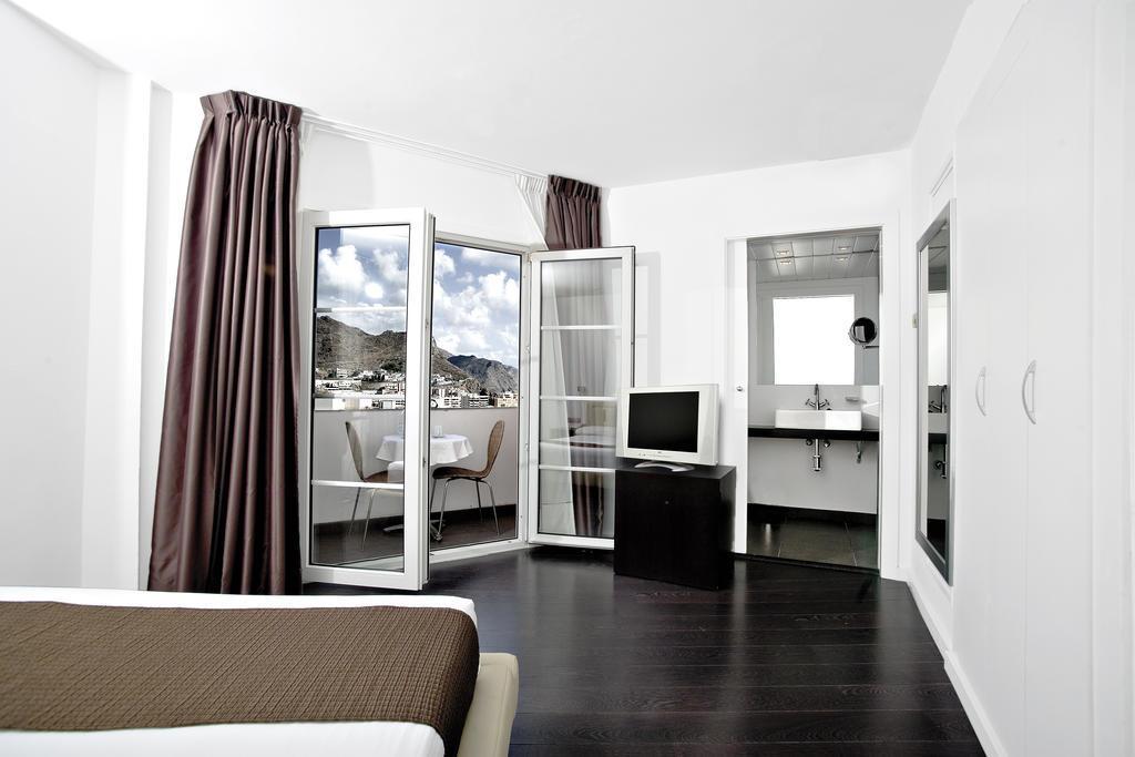 Occidental Santa Cruz Contemporaneo Hotel Room photo